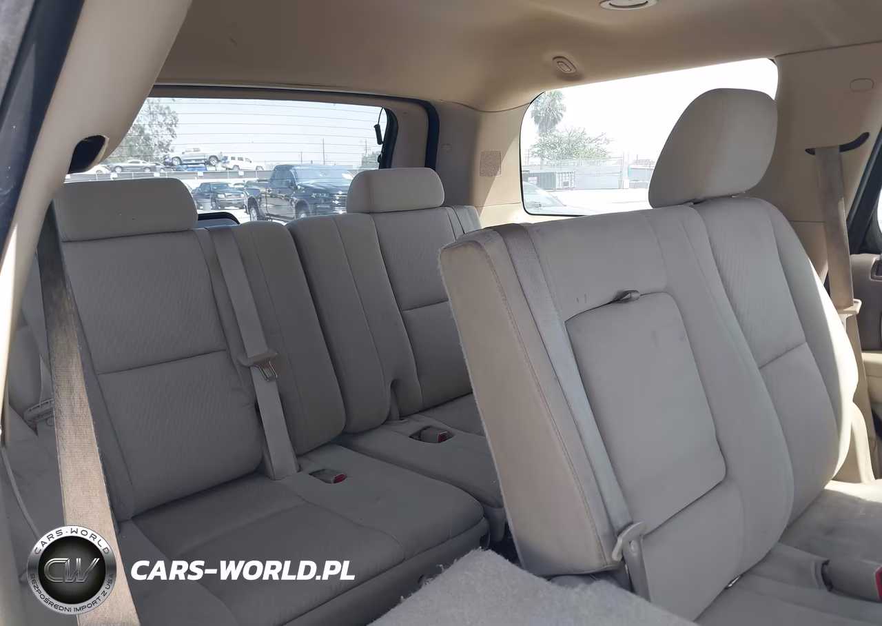2011 Chevrolet Tahoe Ls VIN:1GNSCAE00BR392515 - 18