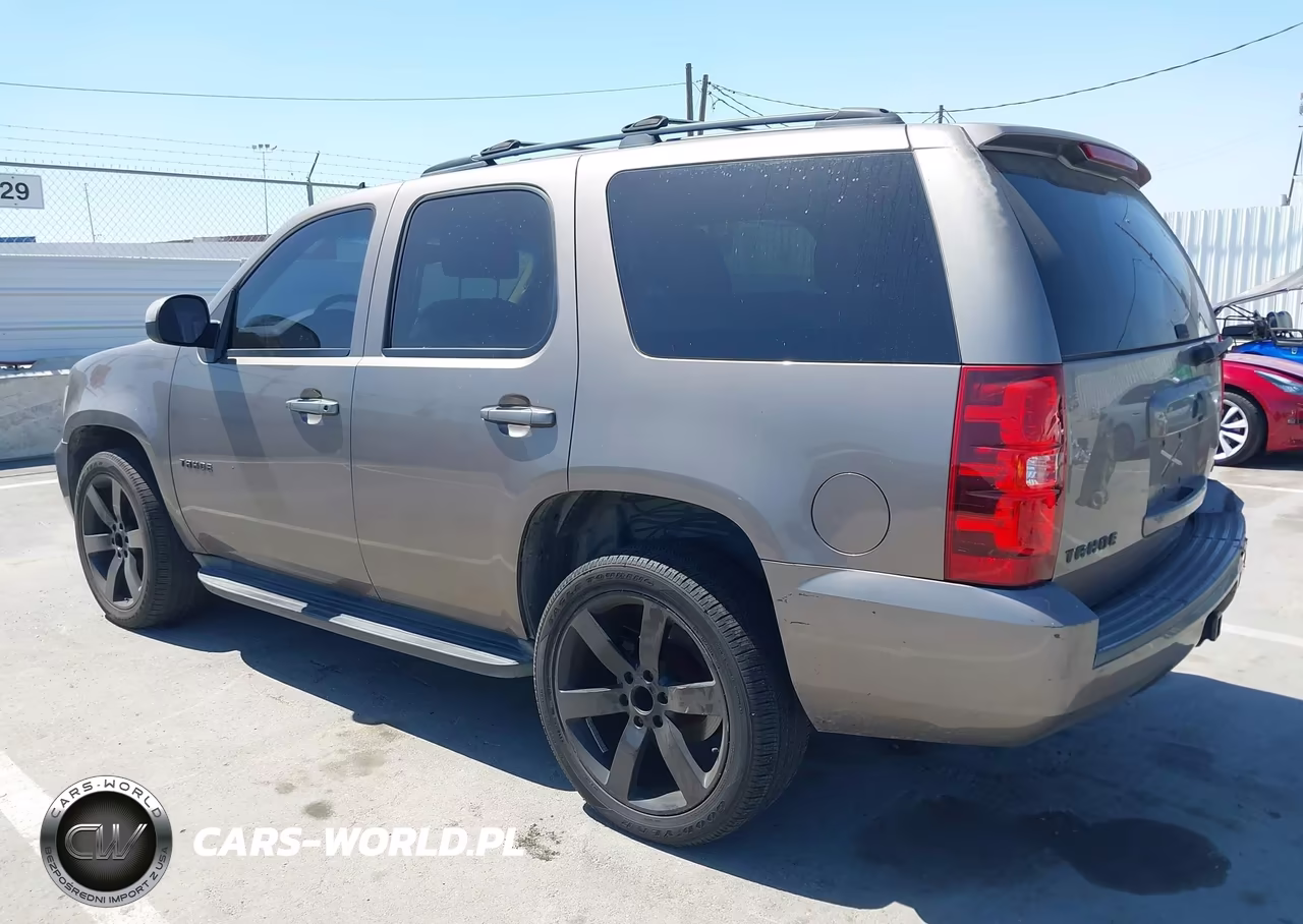 2011 Chevrolet Tahoe Ls VIN:1GNSCAE00BR392515 - 3