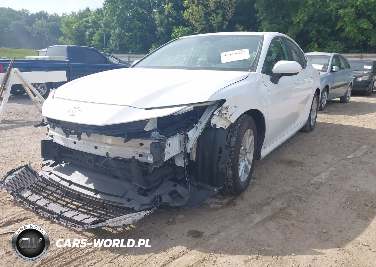 2025 Toyota Camry Le VIN:4T1DAACK8SU515255 - 2