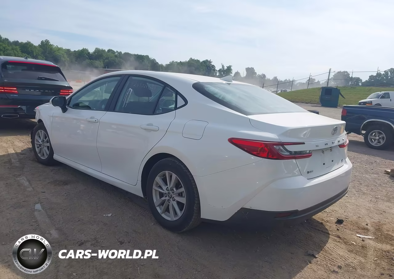 2025 Toyota Camry Le VIN:4T1DAACK8SU515255 - 3