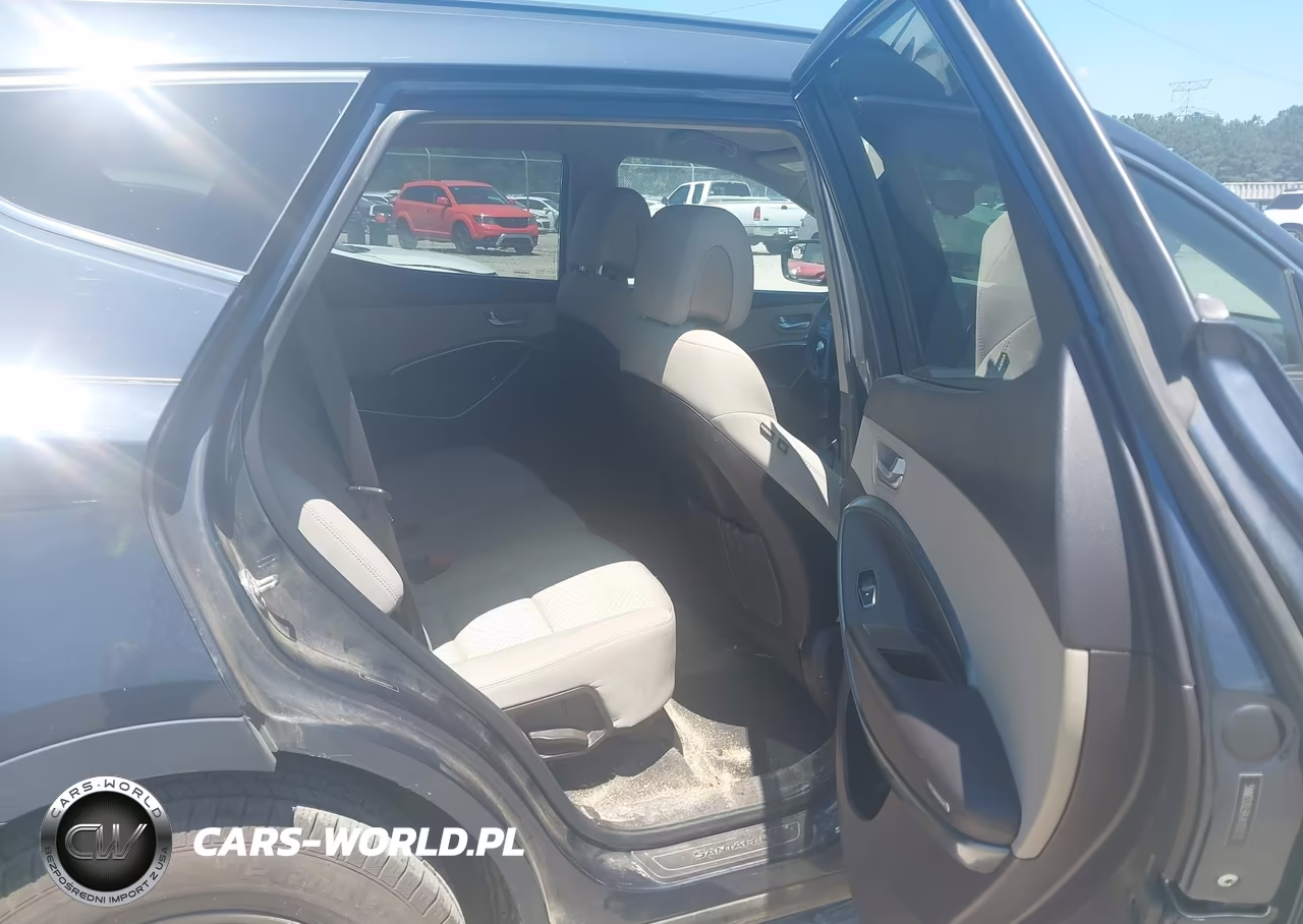 2018 Hyundai Santa Fe Sport 2.4L VIN:5NMZUDLB4JH105173 - 8