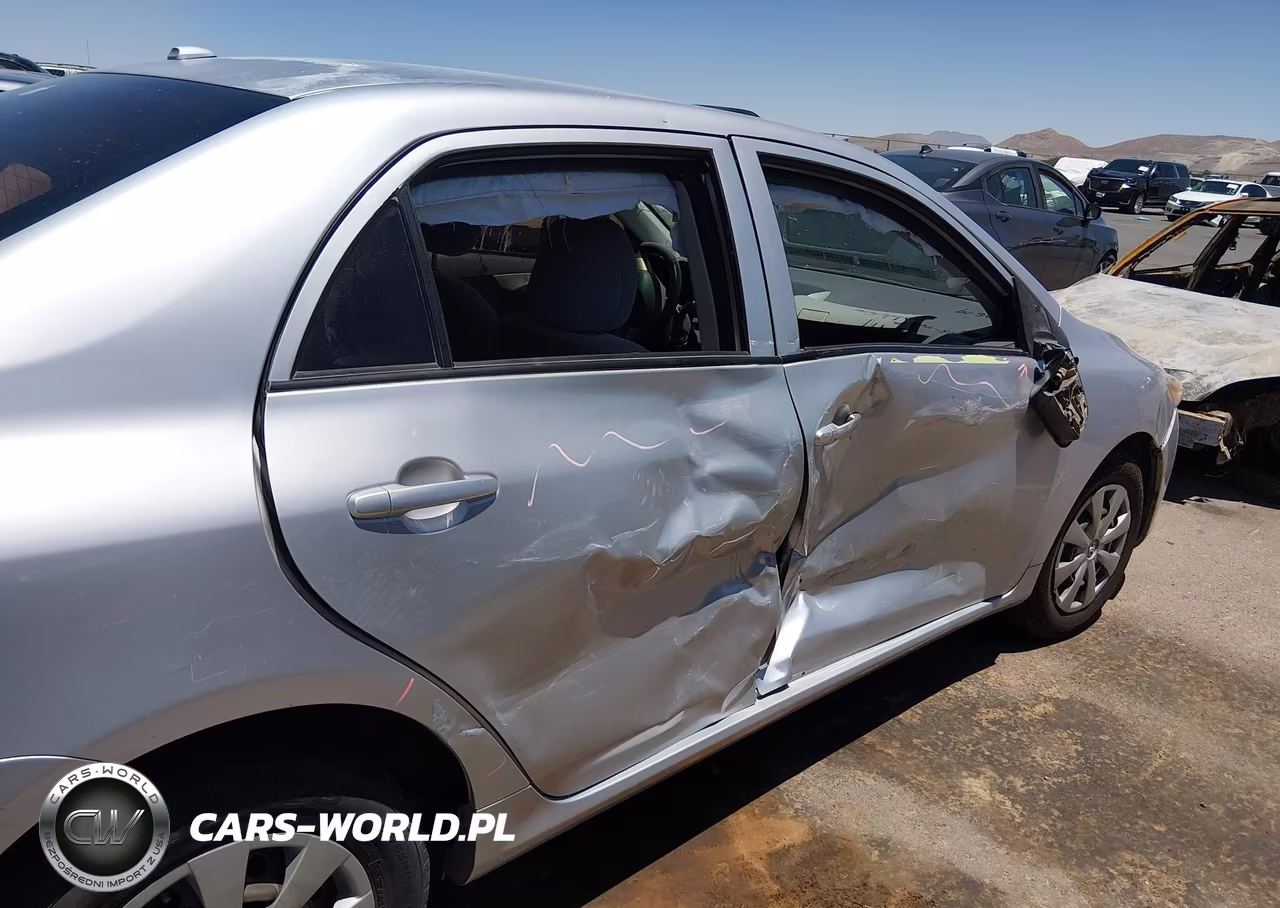 2010 Toyota Corolla Le VIN:JTDBU4EE8AJ075727 - 6