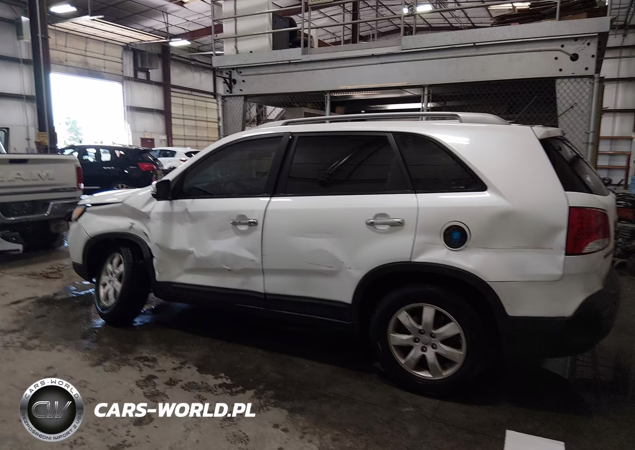 2012 Kia Sorento Lx V6 VIN:5XYKT4A23CG242772 - 14