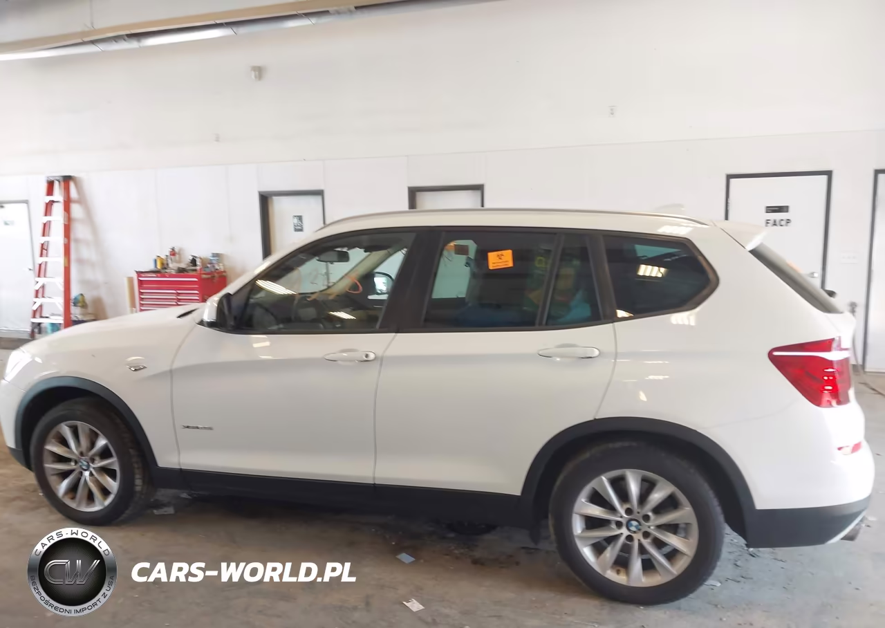 2017 BMW X3 xDrive28I VIN:5UXWX9C38H0W72544 - 14