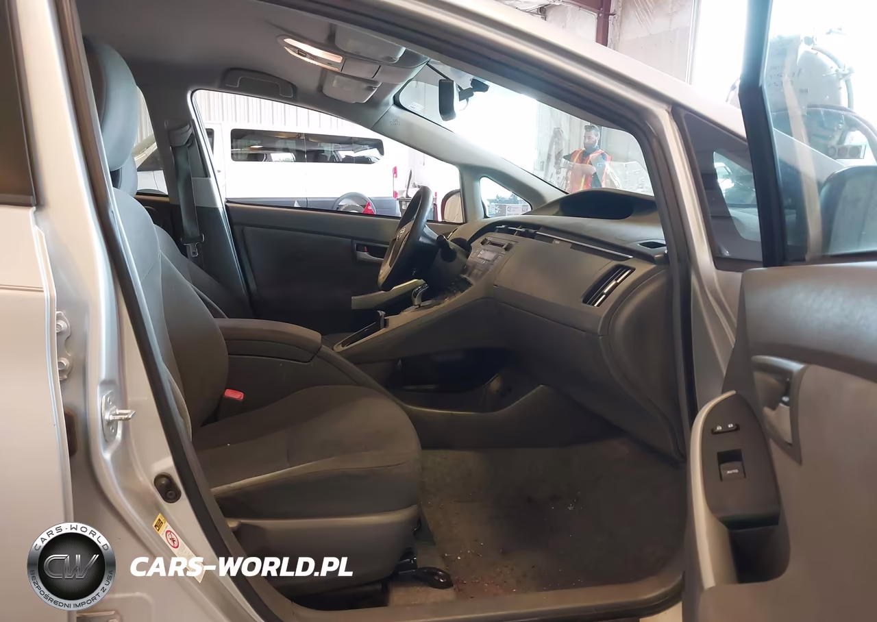 2010 Toyota Prius Iii VIN:JTDKN3DU0A1306586 - 5