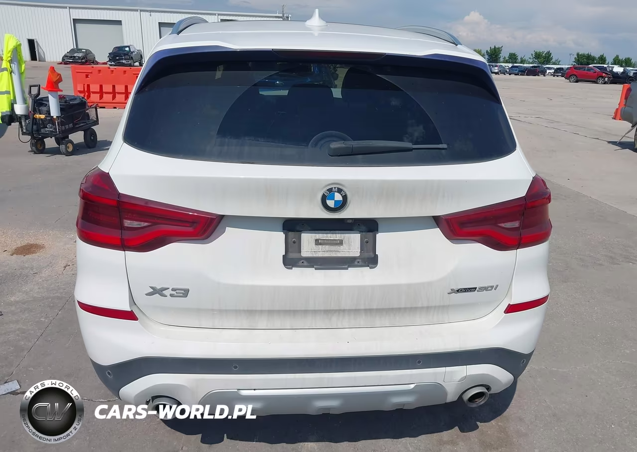 2018 BMW X3 xDrive30I VIN:5UXTR9C53JLD68012 - 17
