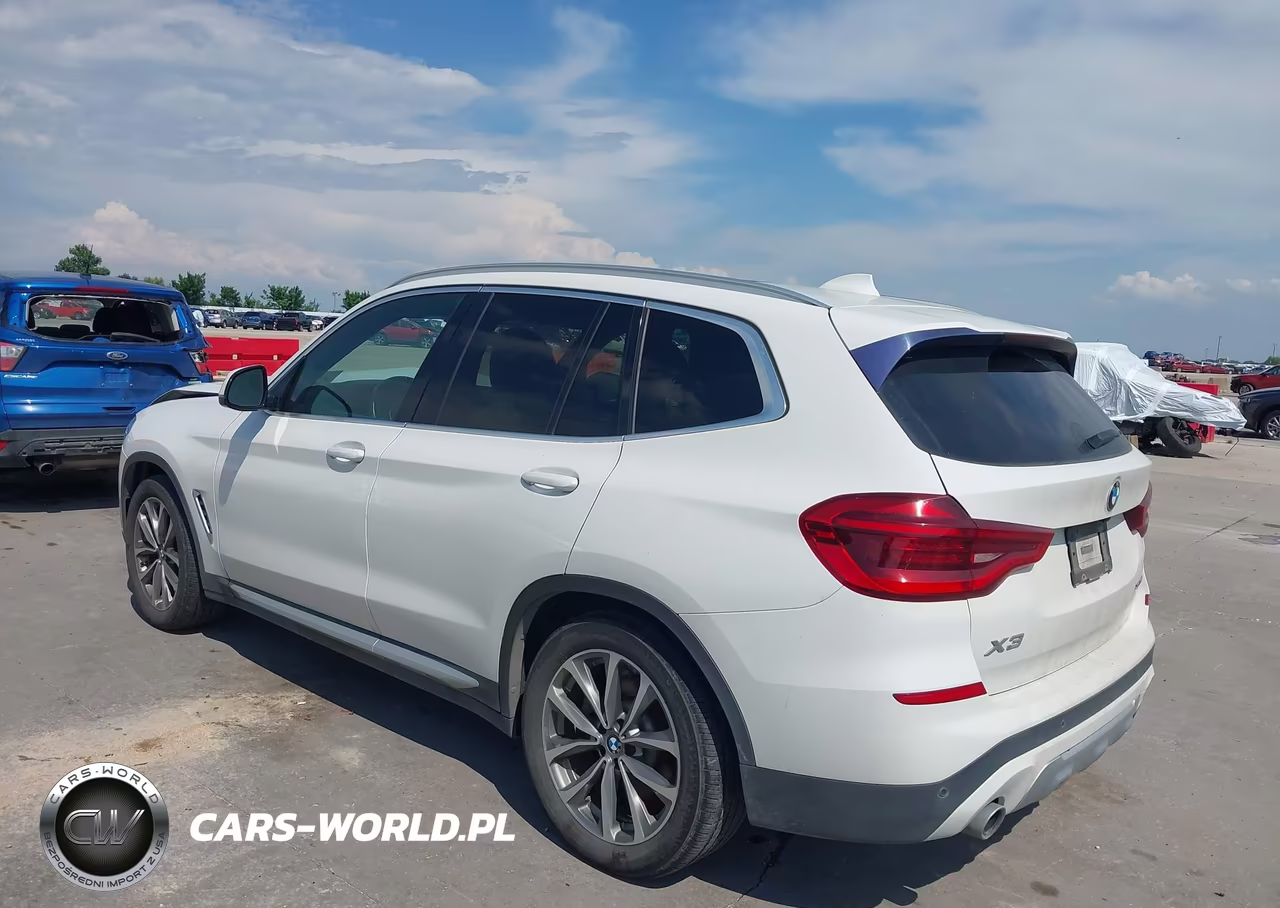 2018 BMW X3 xDrive30I VIN:5UXTR9C53JLD68012 - 3