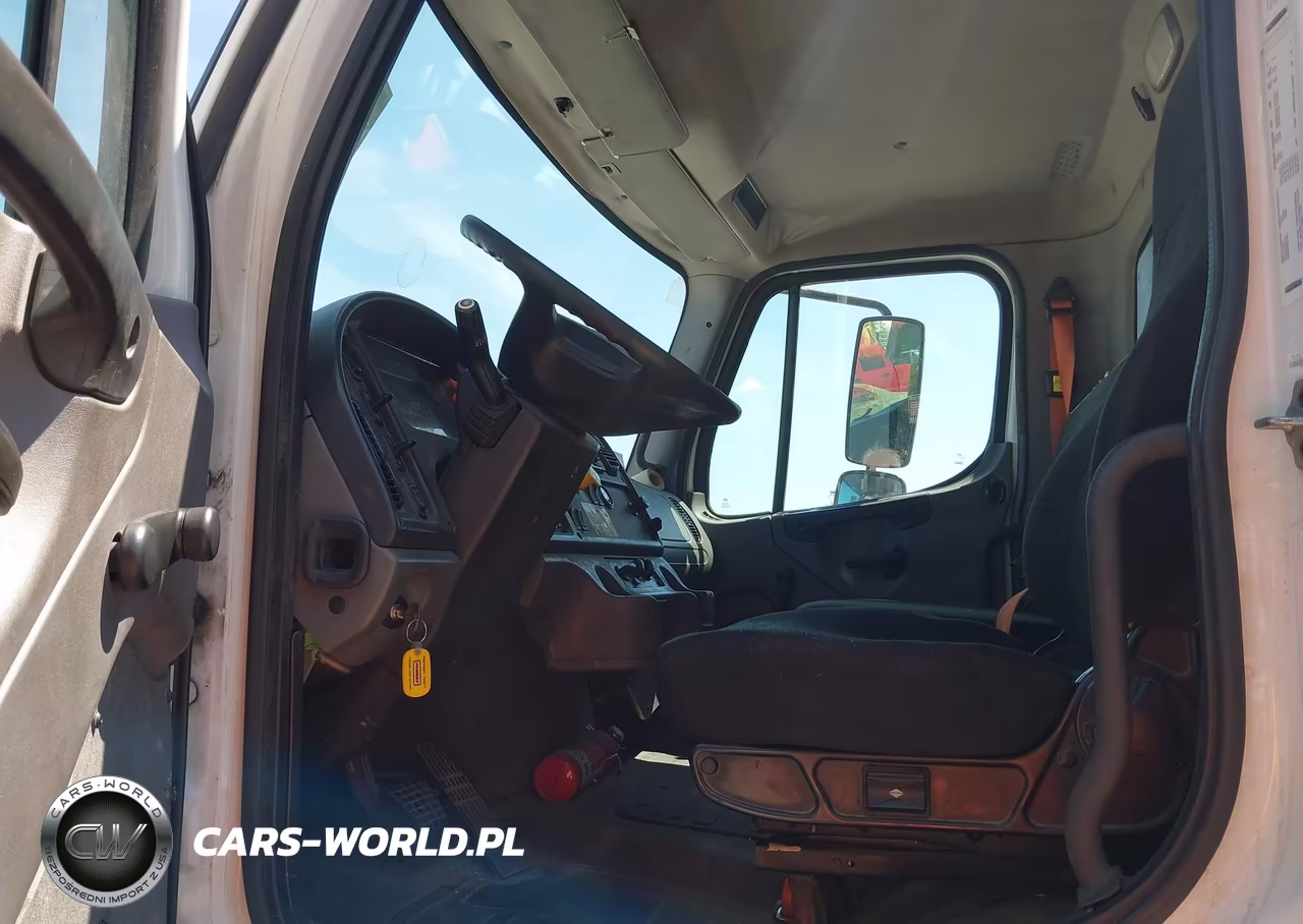 2016 Freightliner M2 106 Medium Duty VIN:1FVHCYCY5GHHB6238 - 7