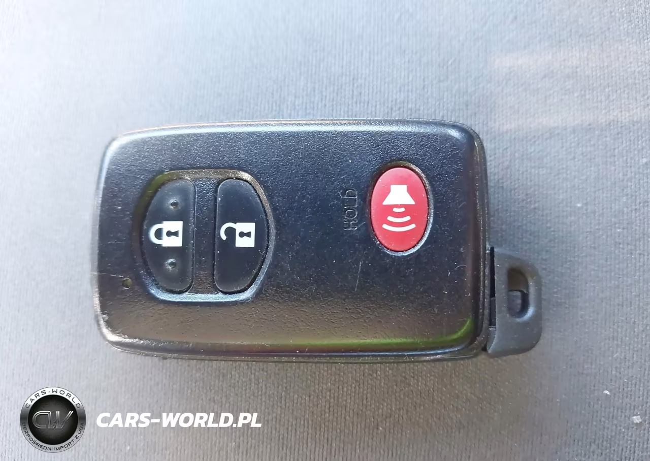 2011 Toyota Prius Two VIN:JTDKN3DU4B0258663 - 11