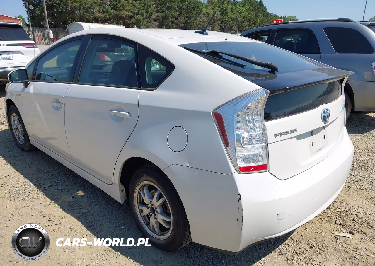 2011 Toyota Prius Two VIN:JTDKN3DU4B0258663 - 3