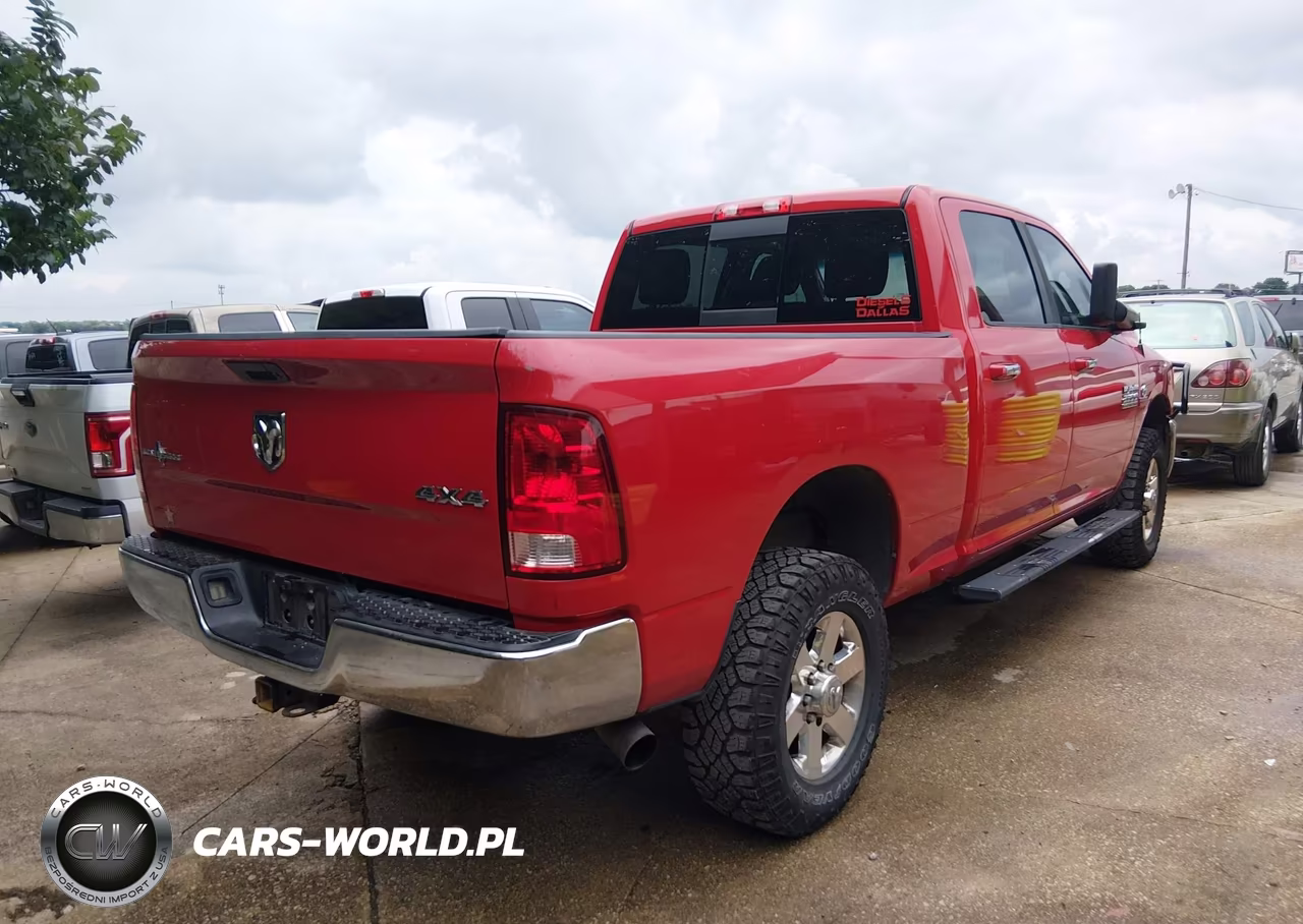 2015 Ram 2500 Lone Star VIN:3C6UR5DL5FG516469 - 4