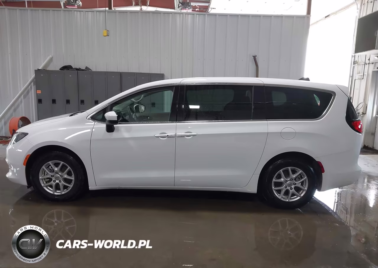 2021 Chrysler Voyager Lx VIN:2C4RC1CG0MR568404 - 19