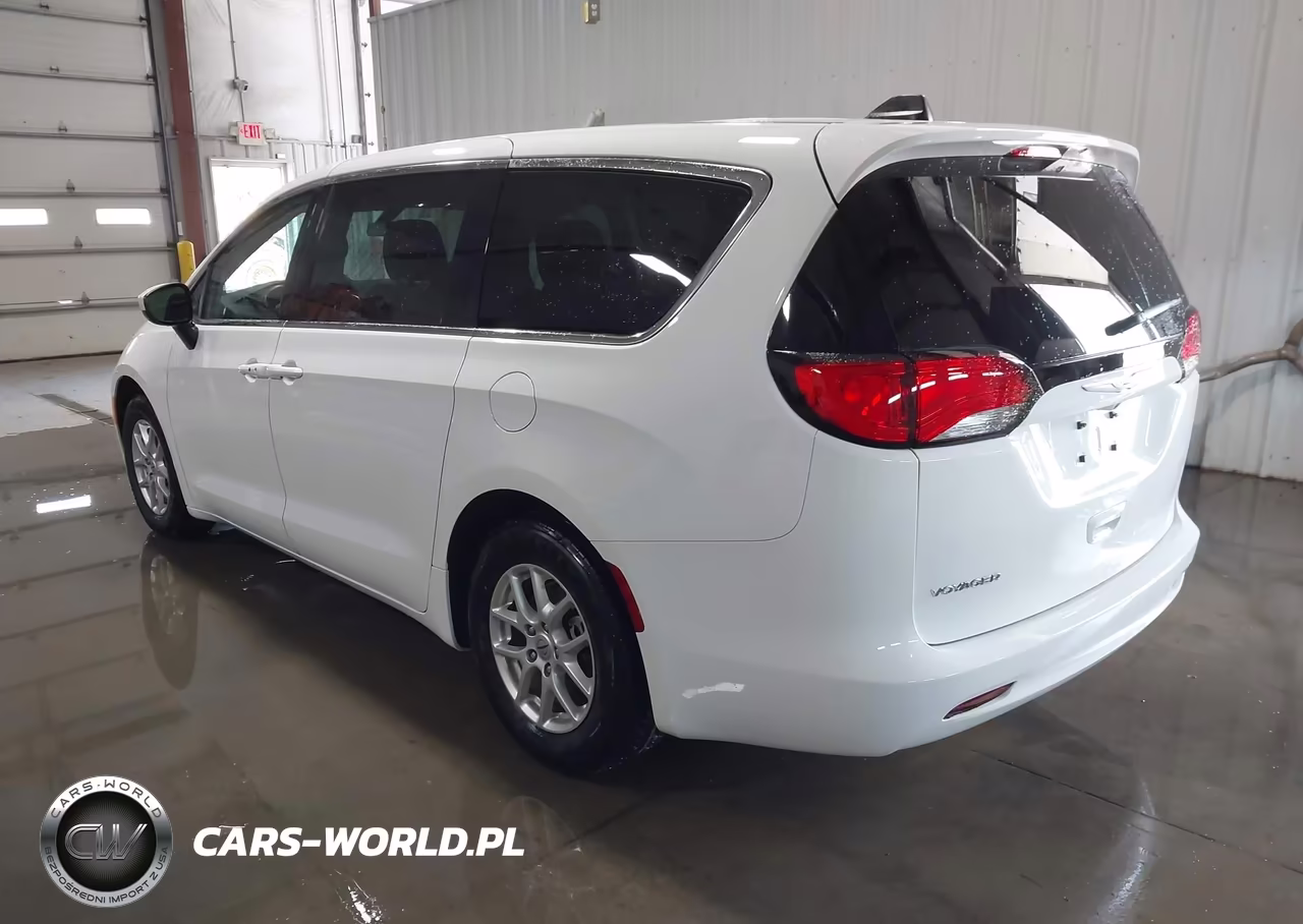 2021 Chrysler Voyager Lx VIN:2C4RC1CG0MR568404 - 3