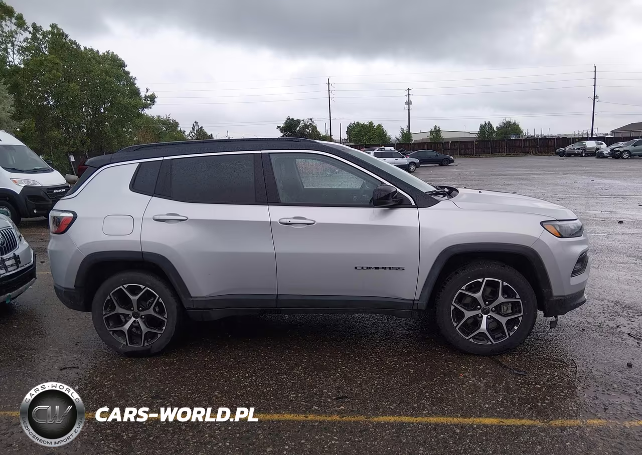 2025 Jeep Compass Limited 4X4 VIN:3C4NJDCN5ST613710 - 13