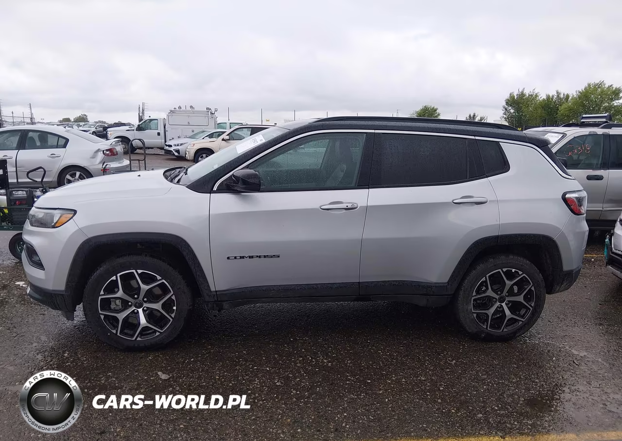 2025 Jeep Compass Limited 4X4 VIN:3C4NJDCN5ST613710 - 14