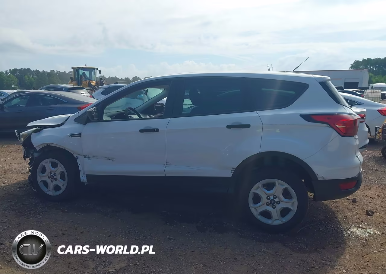 2019 Ford Escape S VIN:1FMCU0F74KUB95310 - 15