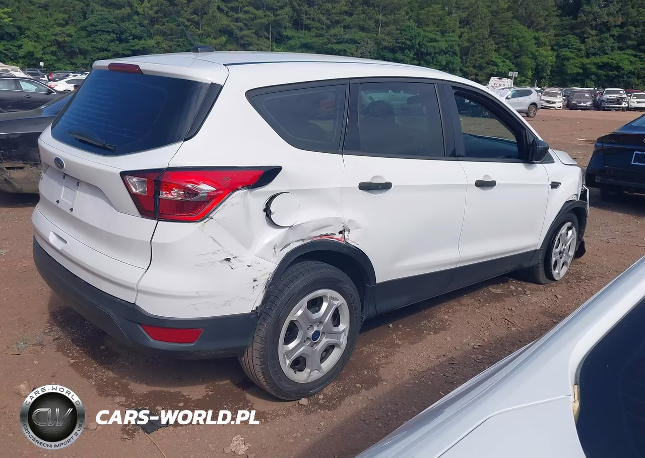 2019 Ford Escape S VIN:1FMCU0F74KUB95310 - 4