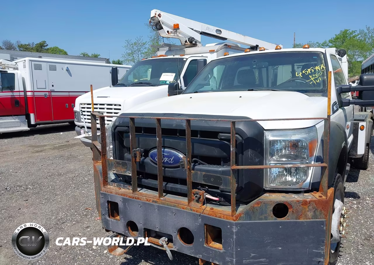 2015 Ford F-550 Chassis Xl VIN:1FDUF5HT0FEB04992 - 11