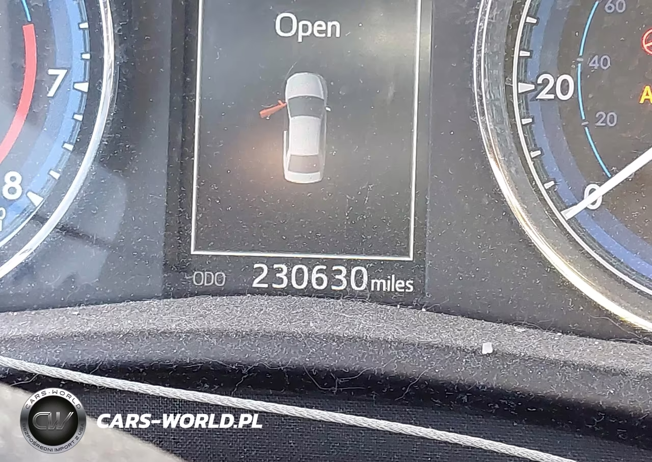 2017 Toyota Corolla Se Special Edition VIN:5YFBURHE4HP594899 - 16