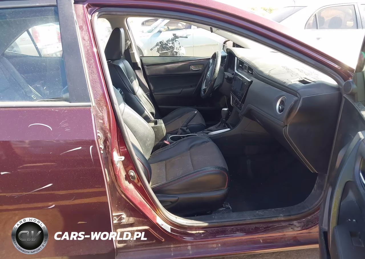 2017 Toyota Corolla Se Special Edition VIN:5YFBURHE4HP594899 - 5