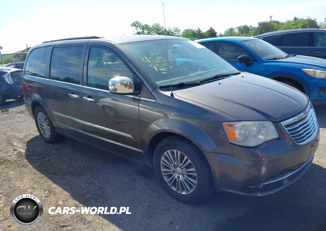 2015 Chrysler Town & Country Touring-L