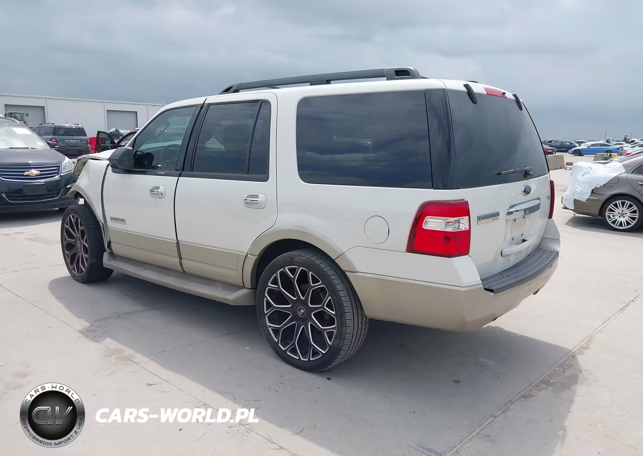 2008 Ford Expedition Eddie Bauer-King Ranch VIN:1FMFU175X8LA29033 - 3