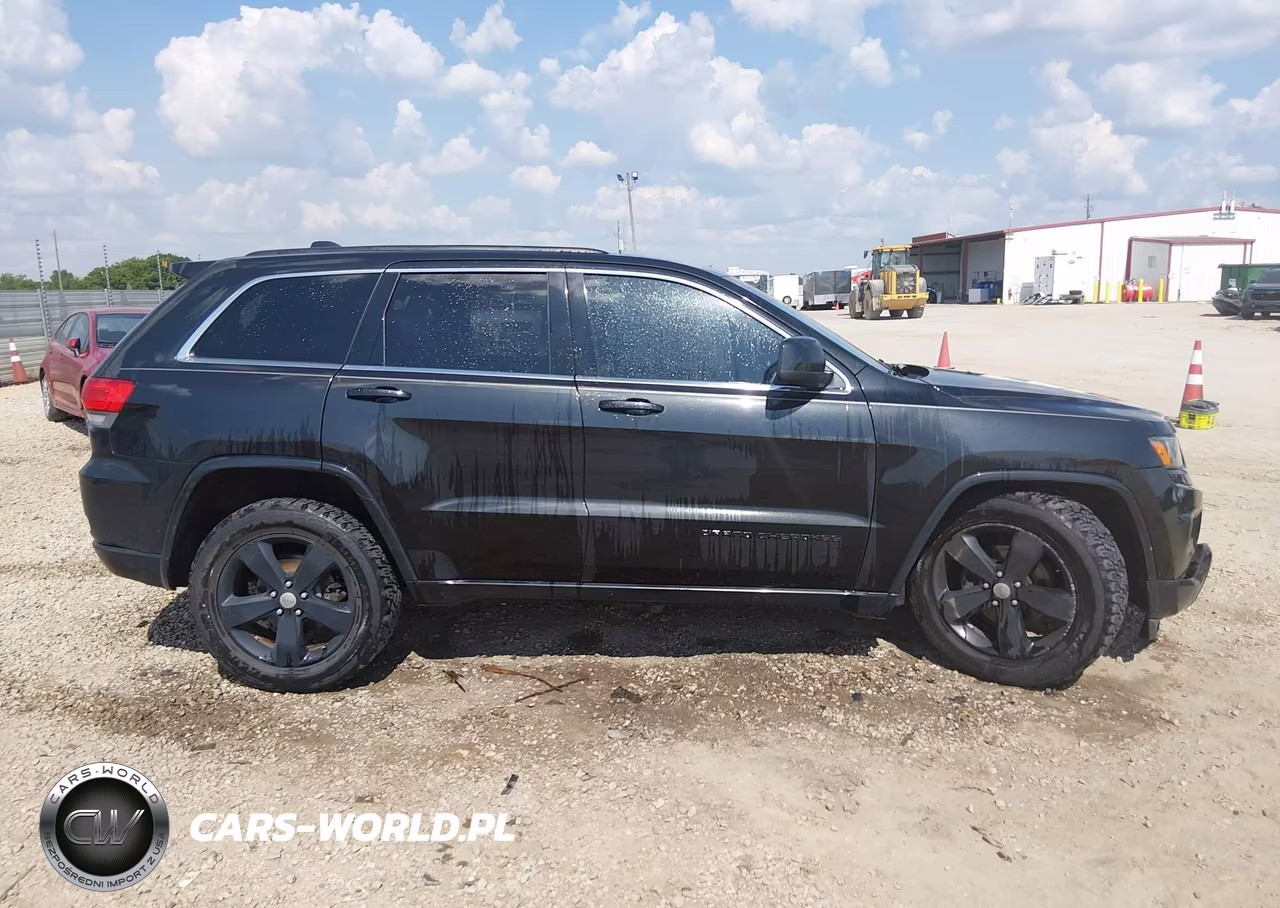 2015 Jeep Grand Cherokee Altitude VIN:1C4RJEAG5FC614062 - 13