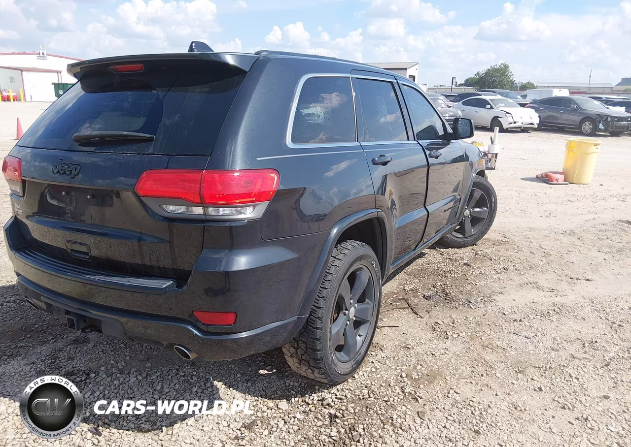 2015 Jeep Grand Cherokee Altitude VIN:1C4RJEAG5FC614062 - 4