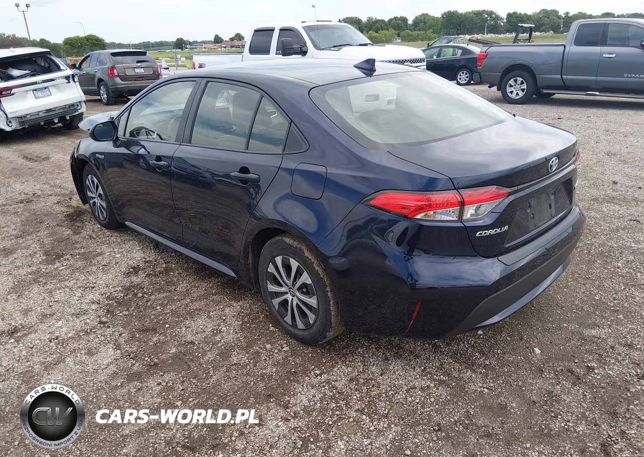 2020 Toyota Corolla Hybrid Le VIN:JTDEBRBE3LJ023378 - 3
