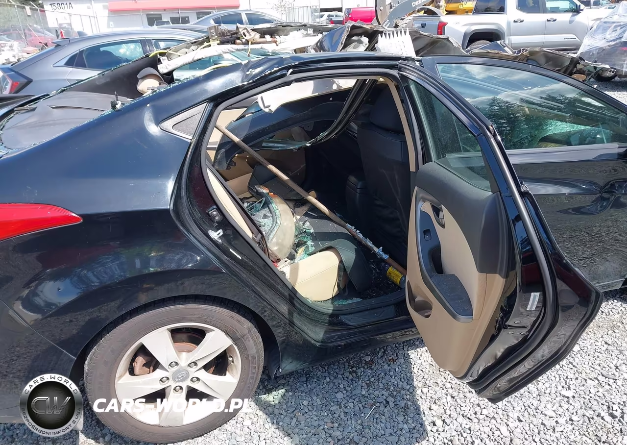 HYUNDAI ELANTRA GL VIN:KMHDH4AE3DU955901 - 8