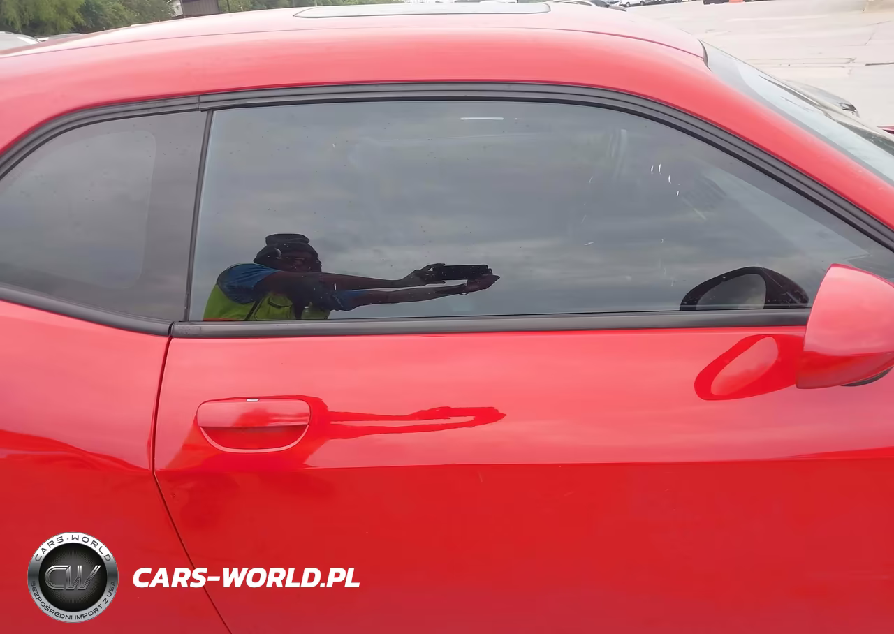 2013 Dodge Challenger Sxt Plus VIN:2C3CDYAG9DH619892 - 5