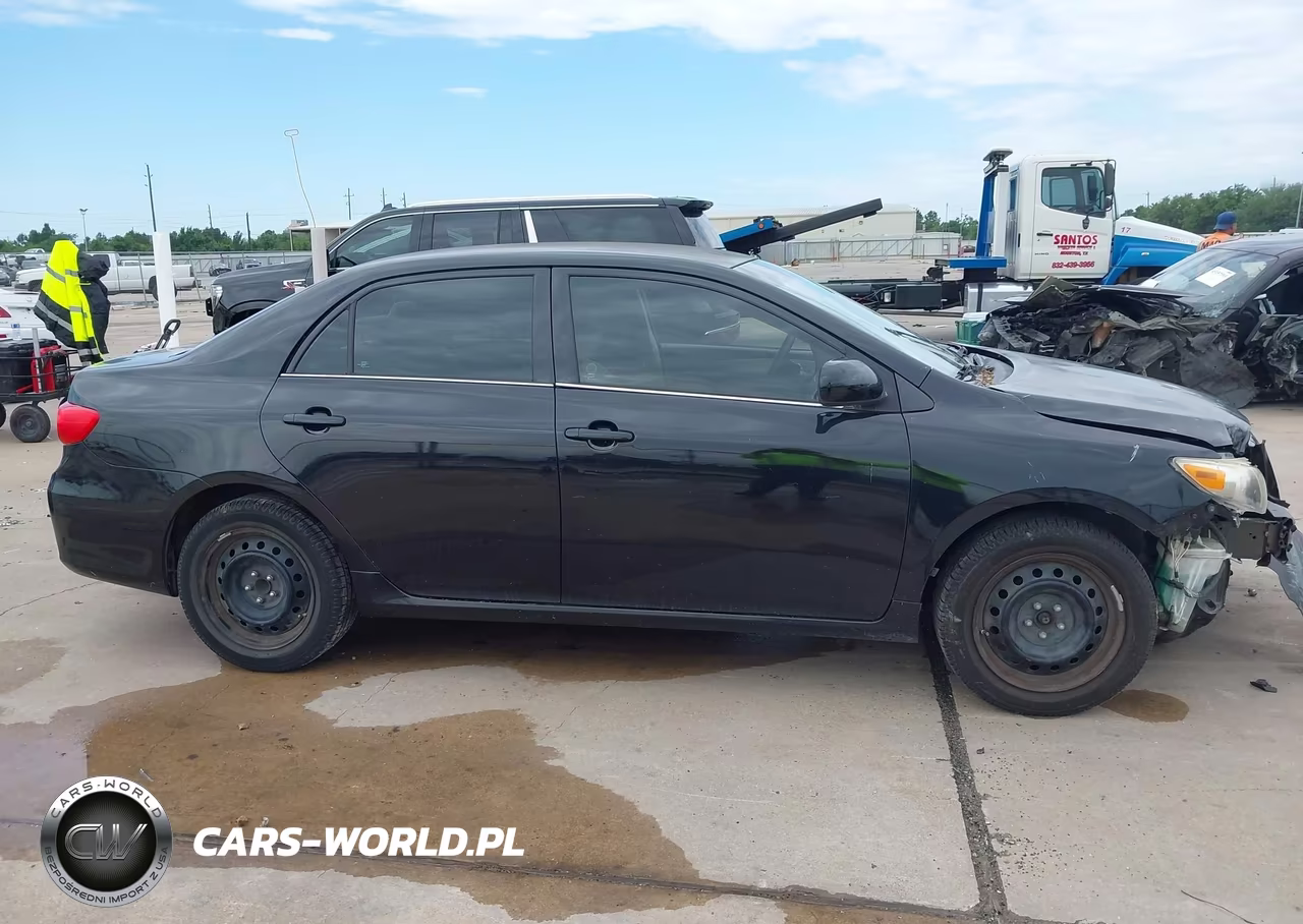 2013 Toyota Corolla Le VIN:5YFBU4EE4DP221587 - 13