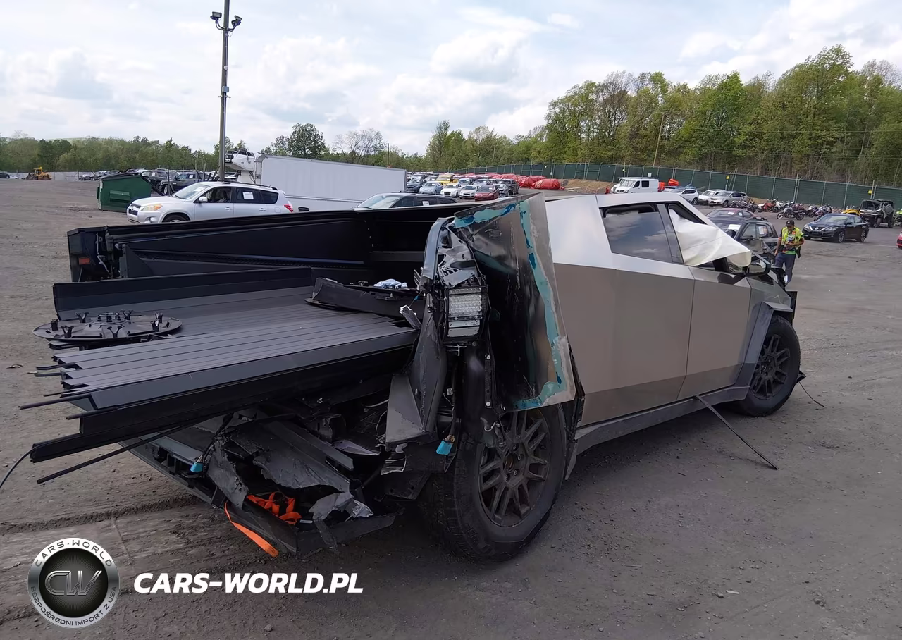 2026 Tesla Cybertruck Dual Motor All-Wheel Drive-Premium All-Wheel Drive VIN:7G2CEHED1TA089148 - 4