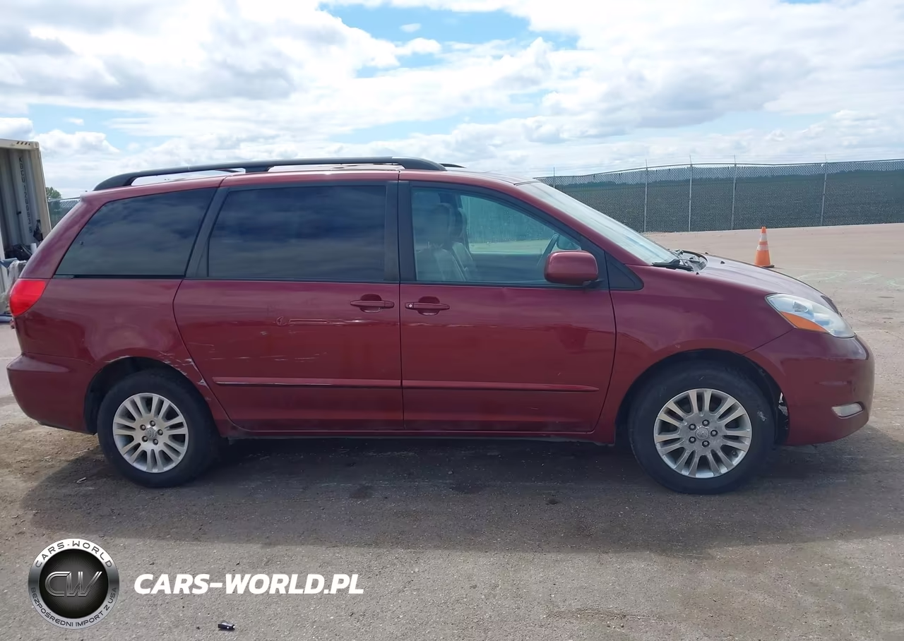 2010 Toyota Sienna Xle VIN:5TDDK4CC1AS030311 - 13