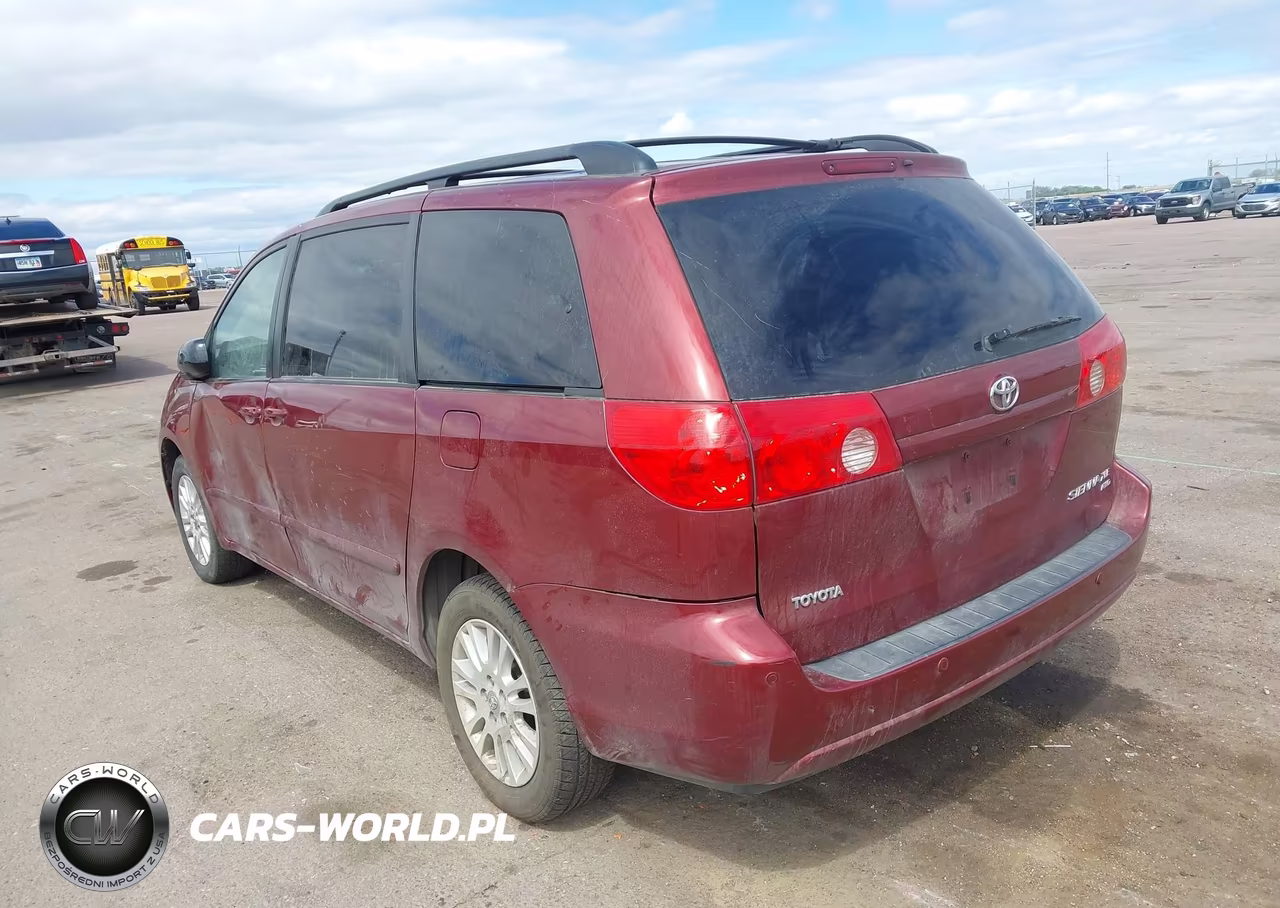 2010 Toyota Sienna Xle VIN:5TDDK4CC1AS030311 - 3