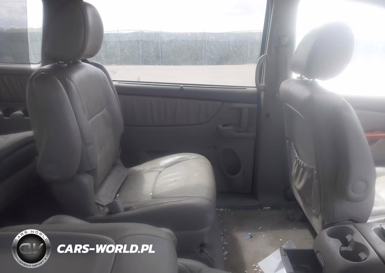 2010 Toyota Sienna Xle VIN:5TDDK4CC1AS030311 - 8