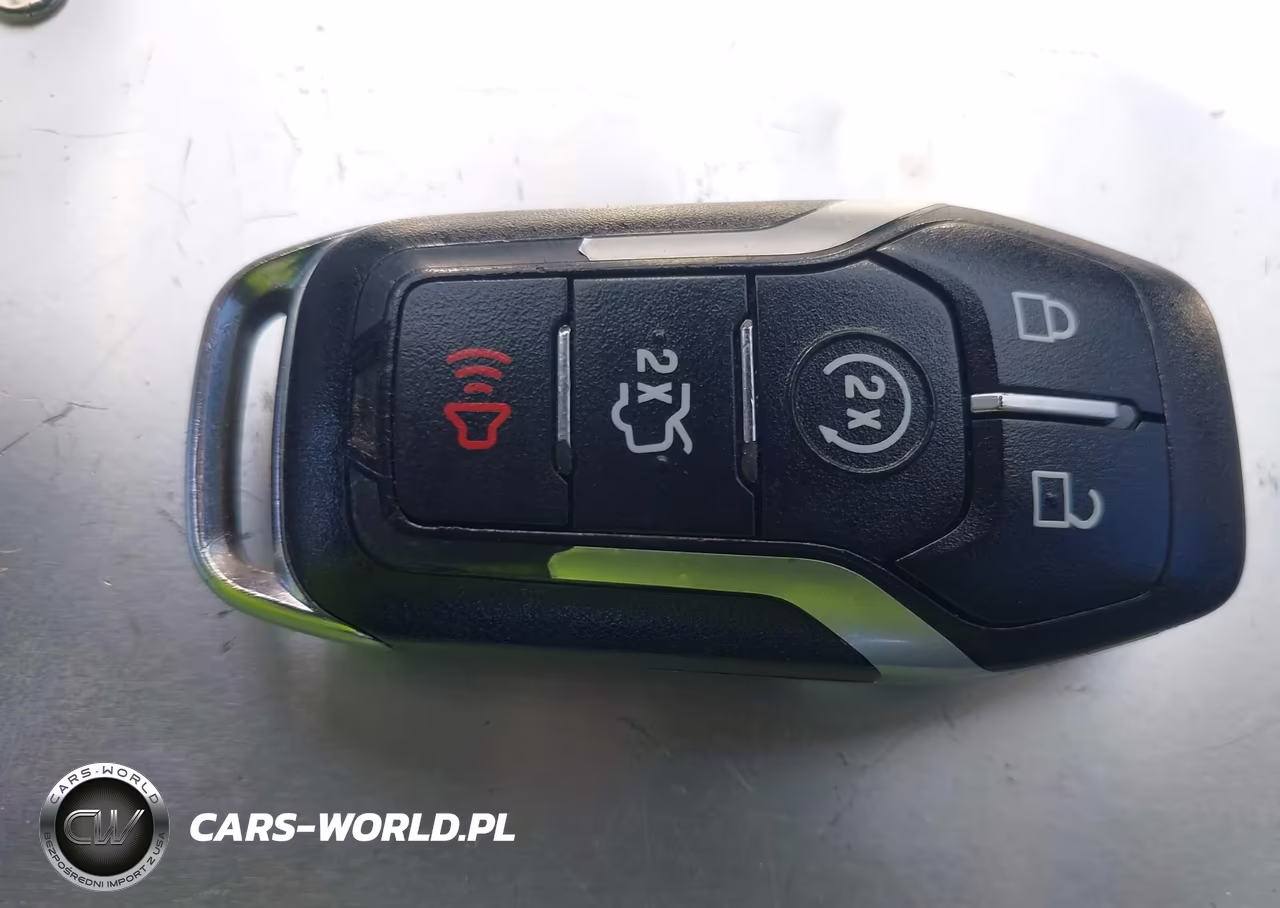 2016 Ford Fusion Energi Titanium VIN:3FA6P0SU2GR115866 - 11