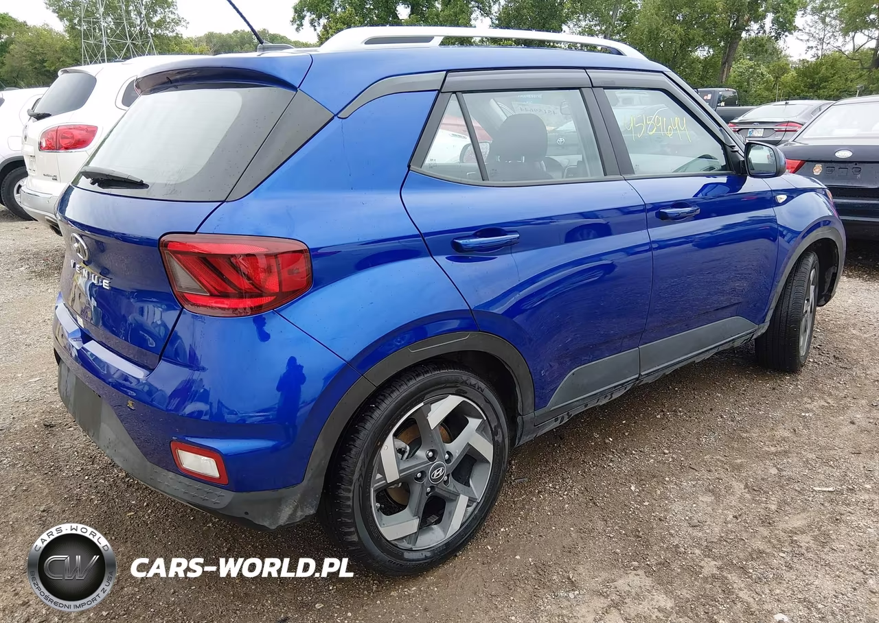 2026 Hyundai Venue Sel VIN:KMHRC8A38TU435783 - 4