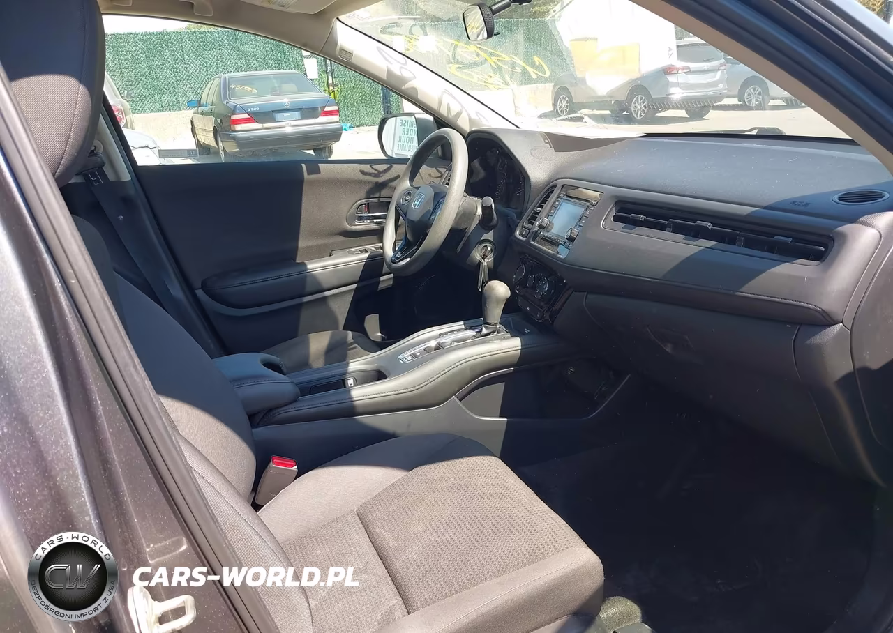 2019 Honda Hr-V Lx VIN:3CZRU6H32KG711527 - 5