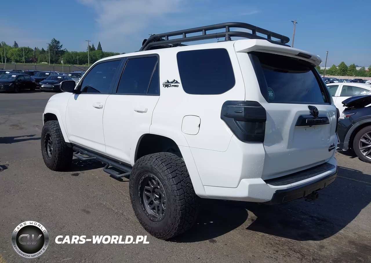 2020 Toyota 4Runner Trd Pro VIN:JTEBU5JR1L5794386 - 3