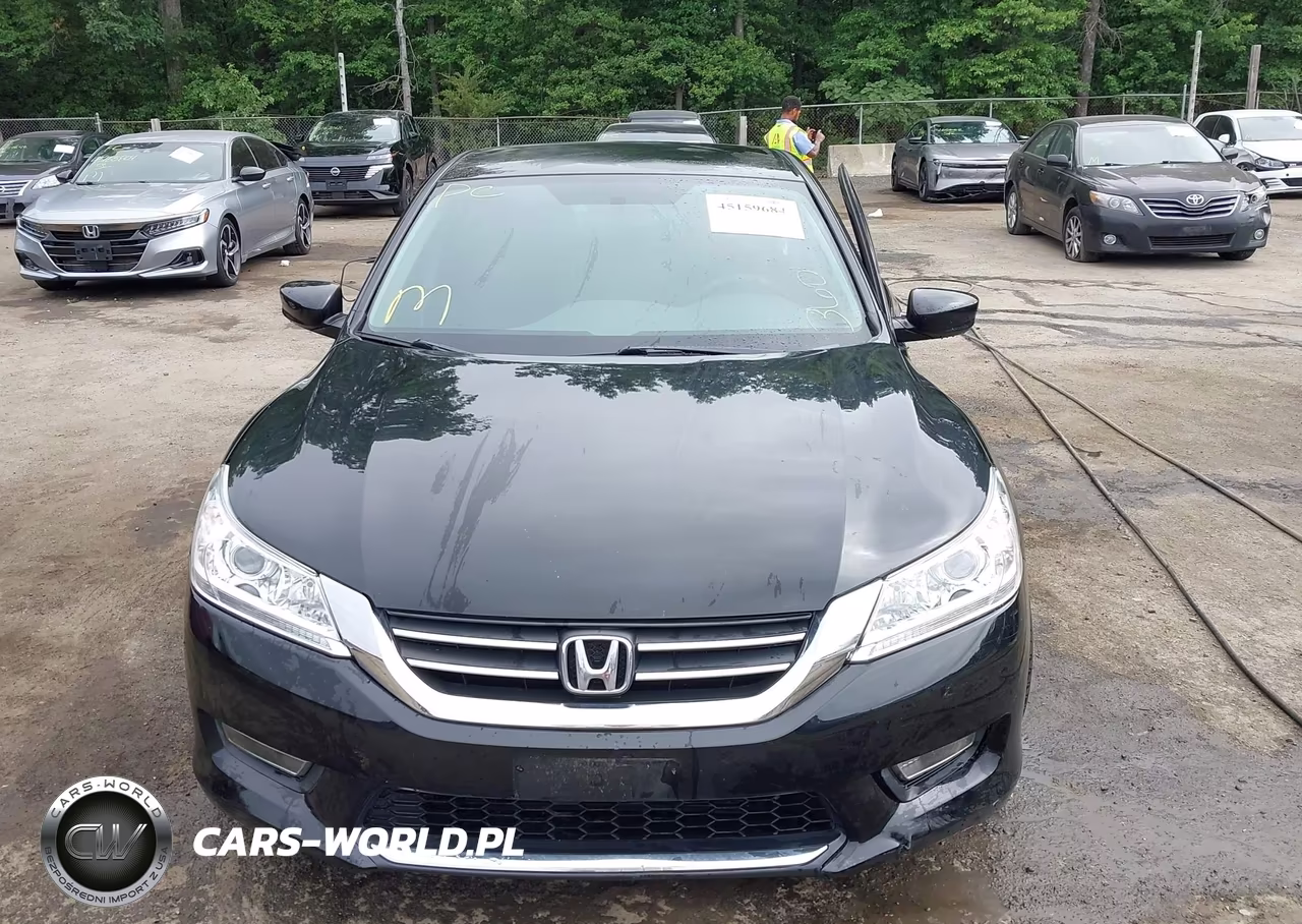2013 Honda Accord Sport VIN:1HGCR2F57DA247325 - 12