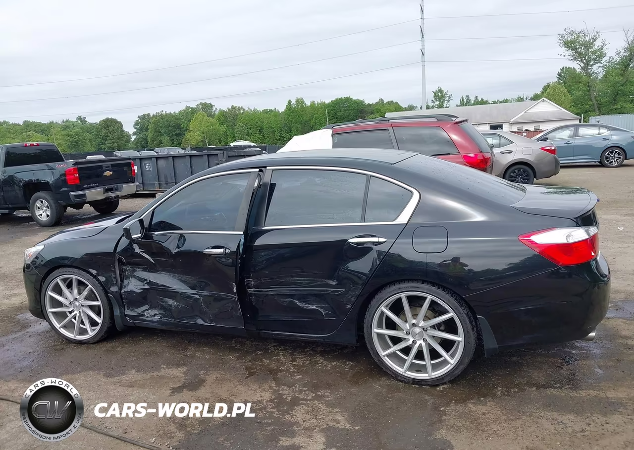 2013 Honda Accord Sport VIN:1HGCR2F57DA247325 - 14