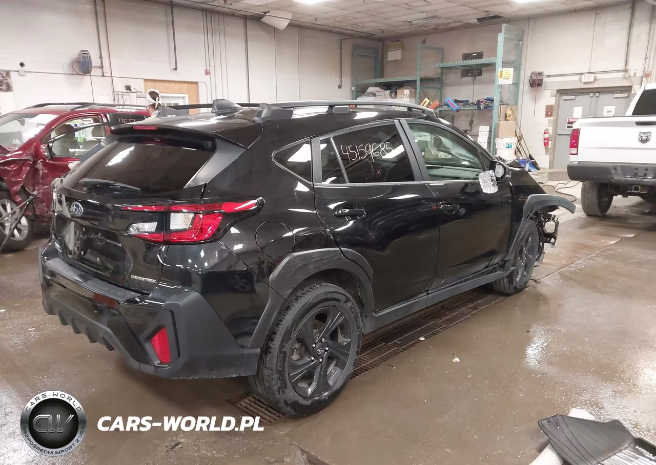 2024 Subaru Crosstrek Premium VIN:JF2GUADC0RH373892 - 4