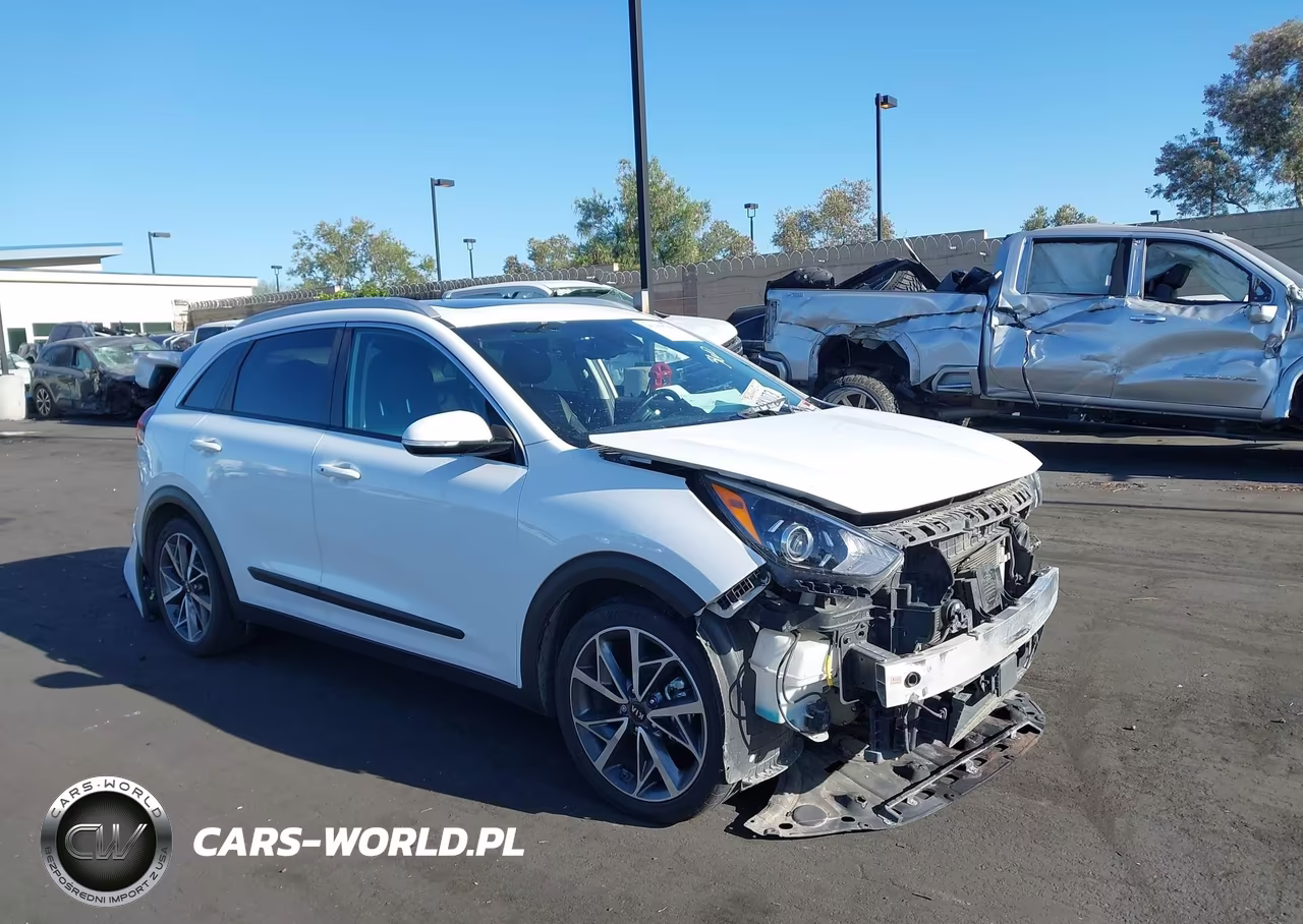 2021 Kia Niro Touring VIN:KNDCC3LC9M5482245 - 14