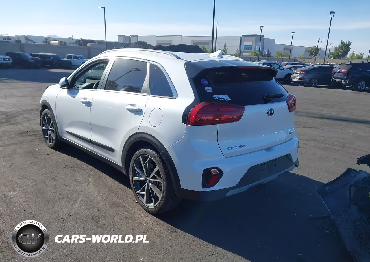 2021 Kia Niro Touring VIN:KNDCC3LC9M5482245 - 3