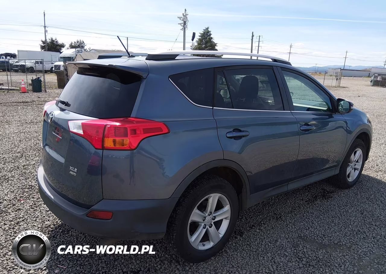 2013 Toyota Rav4 Xle VIN:2T3RFREV5DW024486 - 4