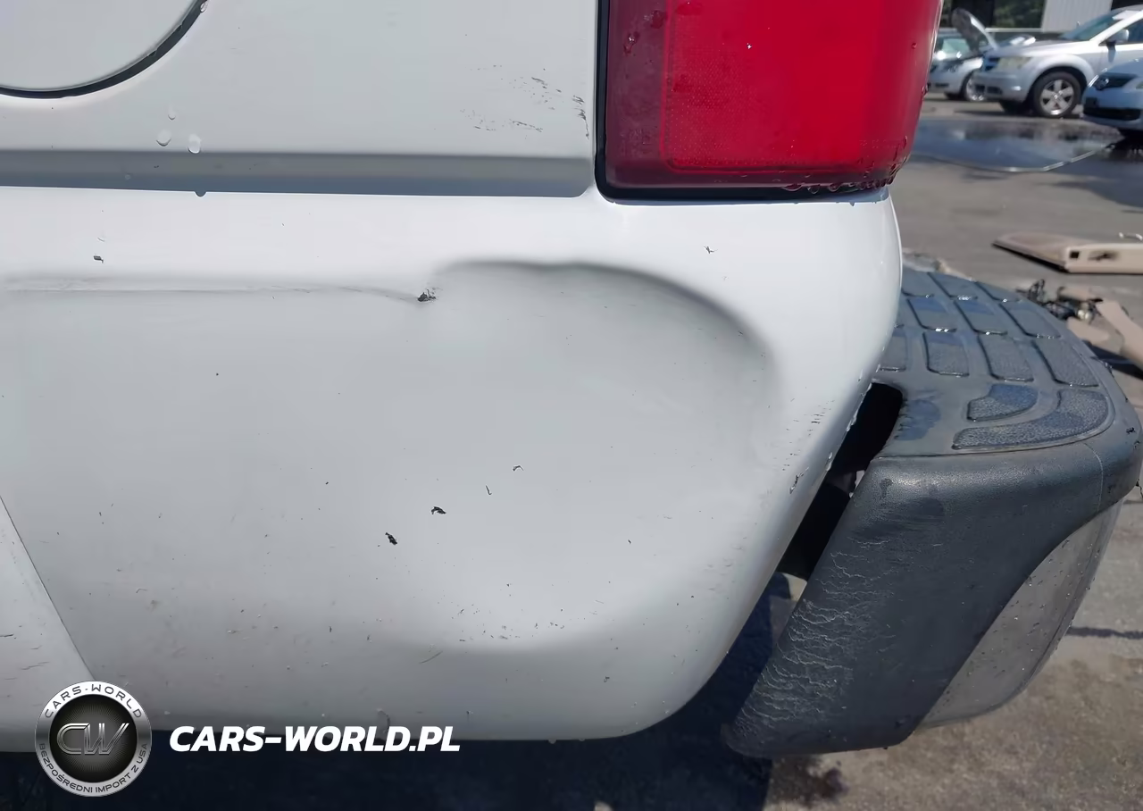 2003 Chevrolet Tahoe Ls VIN:1GNEK13Z83J244145 - 16