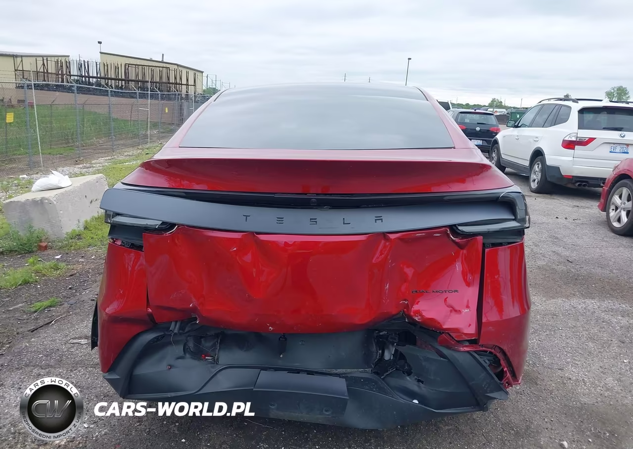 2026 Tesla Model Y All-Wheel Drive-Long Range Launch Series-Premium All-Wheel Drive VIN:7SAYGDEE5TA669218 - 16