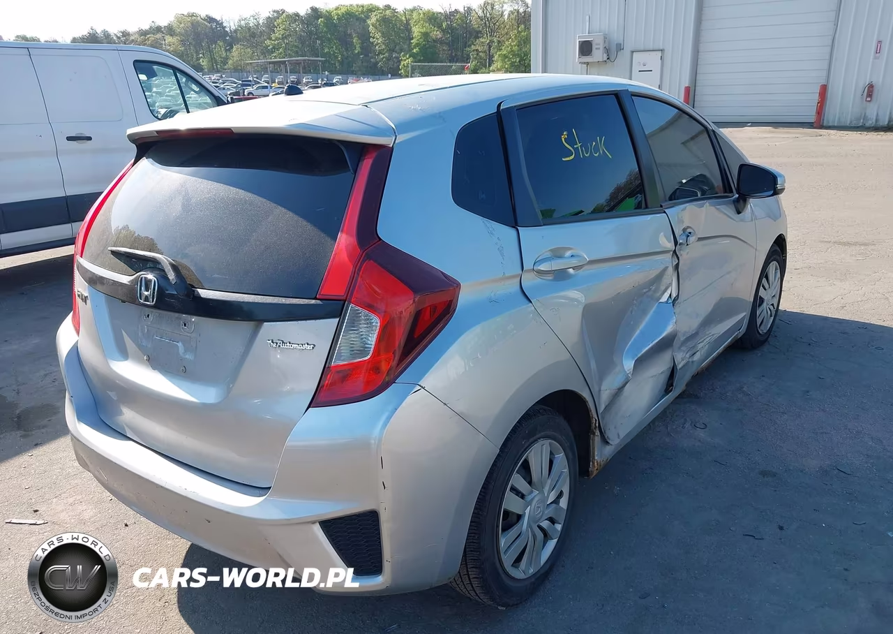 2015 Honda Fit Lx VIN:3HGGK5H58FM735435 - 4