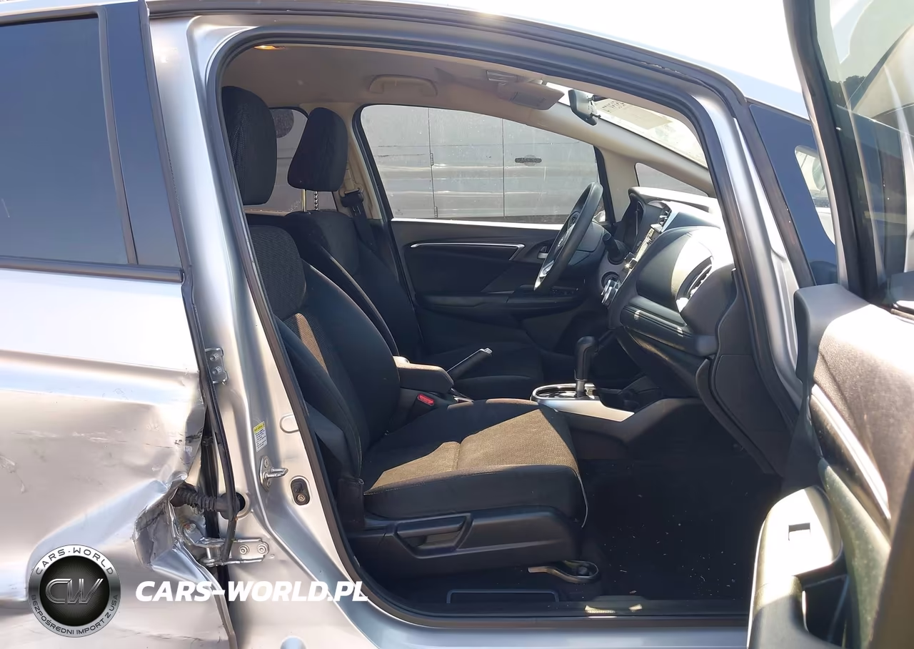 2015 Honda Fit Lx VIN:3HGGK5H58FM735435 - 5